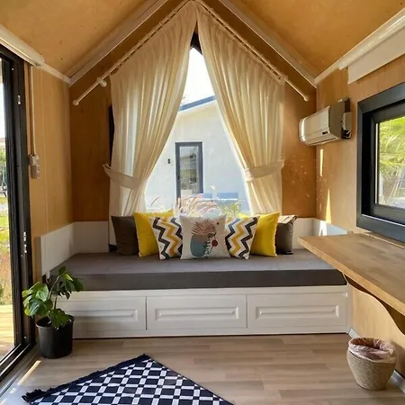 מלון Albizia Boutique *